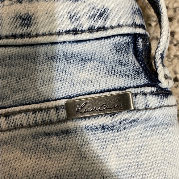 KanCan acid wash high rise shorts size large - Picture 6 of 8